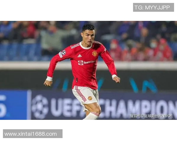 友谊赛精彩对决曼联与巴萨战成平局绝杀瞬间点燃全场激情