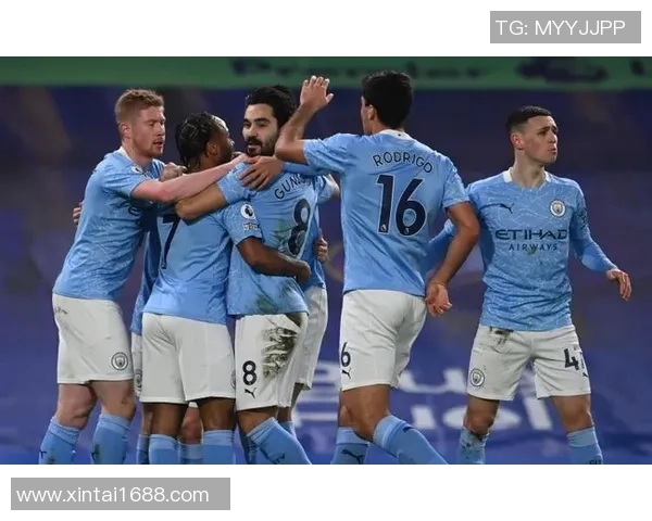 欧联杯激战曼联大胜曼城争议判罚引发全场热议