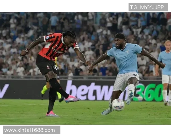 欧联杯精彩对决曼联与AC米兰战平红牌事件引发全场热议