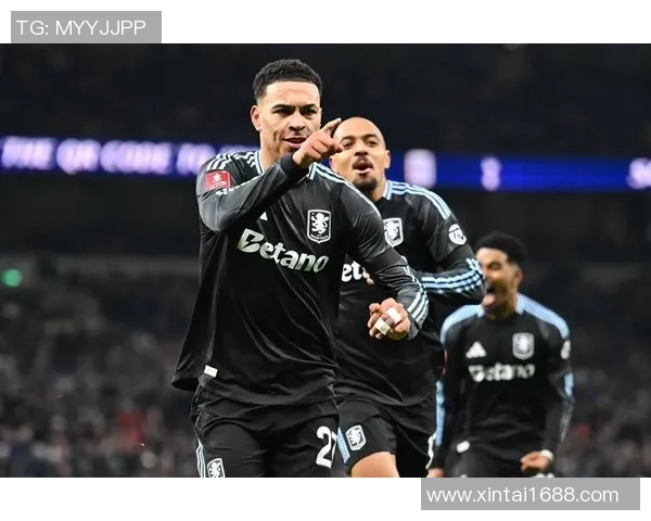 热刺在足总杯中以3-0战胜那不勒斯点球大战引发全场热烈反响