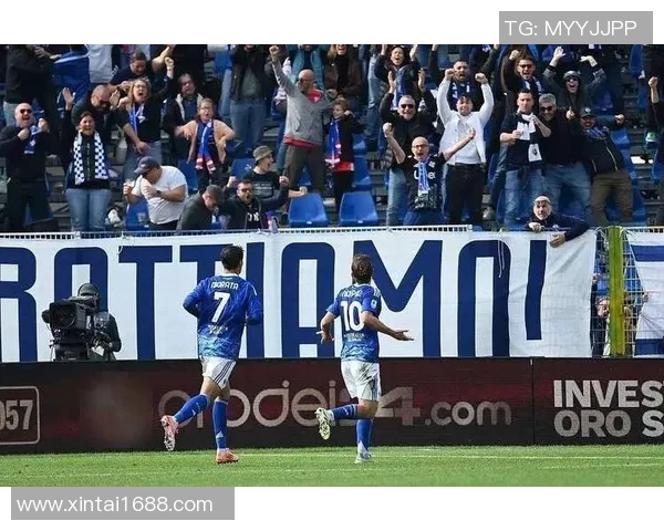 国王杯曼城逆转波尔图争议判罚引发全场热议与惊叹