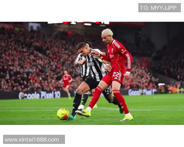 英超精彩对决：里昂大胜巴黎圣日耳曼引发全场热烈反响